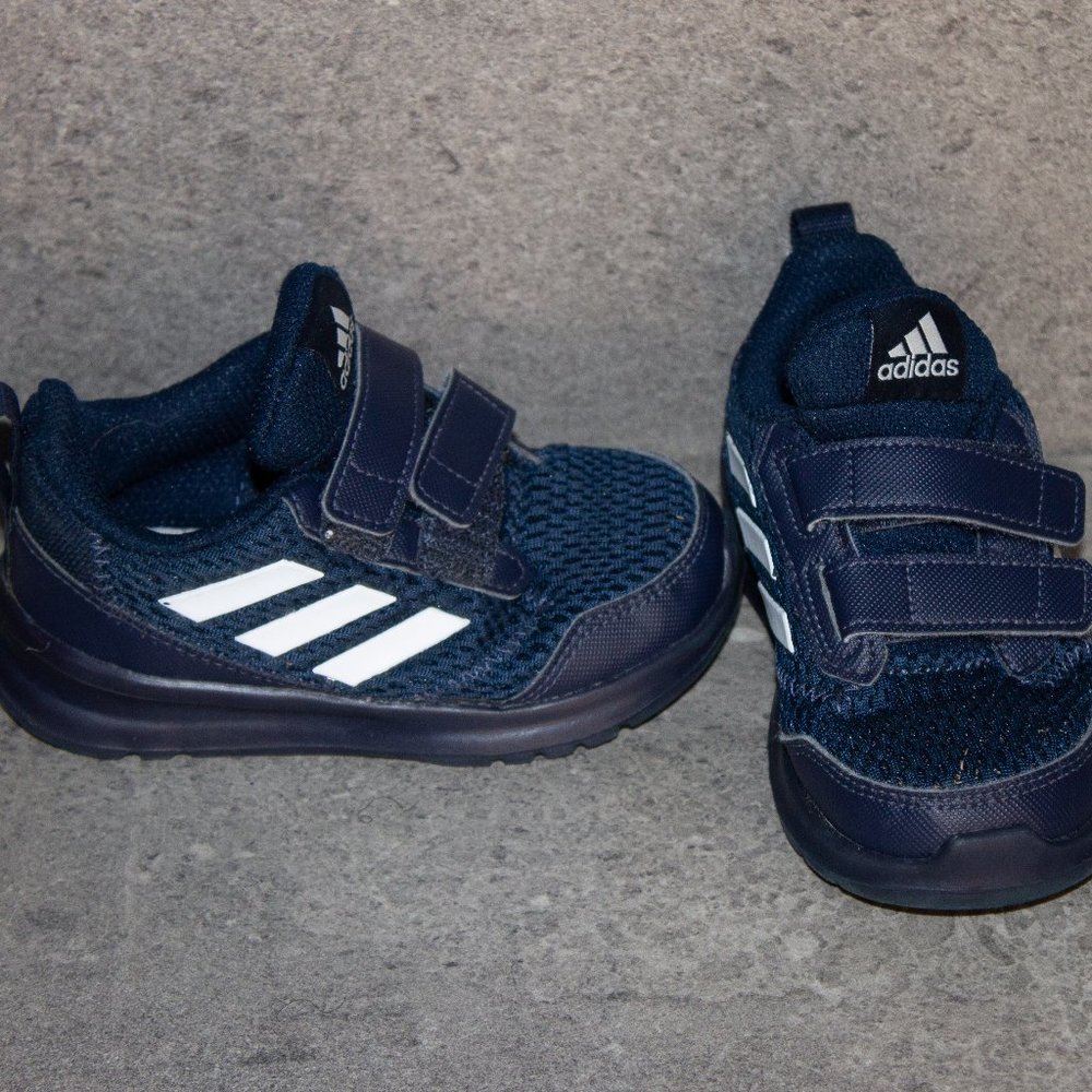 TODDLER BLUE ADIDA SHOES